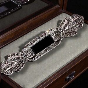 Vintage solid 925 sterling silver brooch/pin Marcasite/Black Onyx
